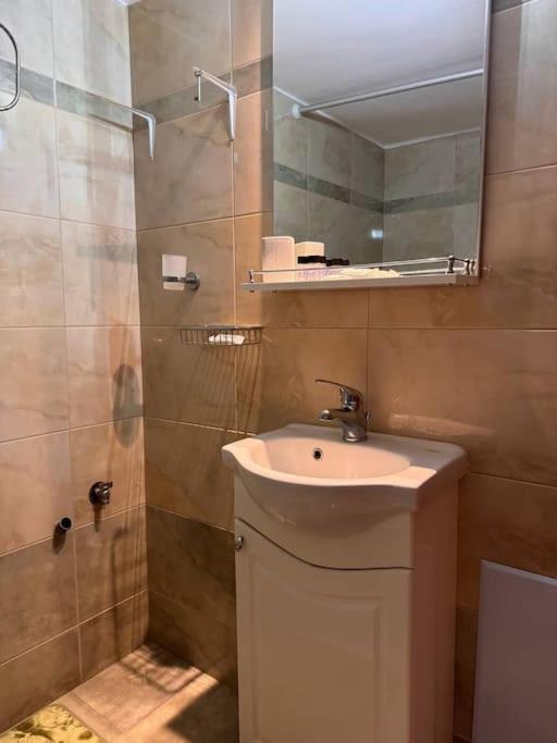 Family Woodland Oasis Vipgreece Appartement Kírinthos Buitenkant foto
