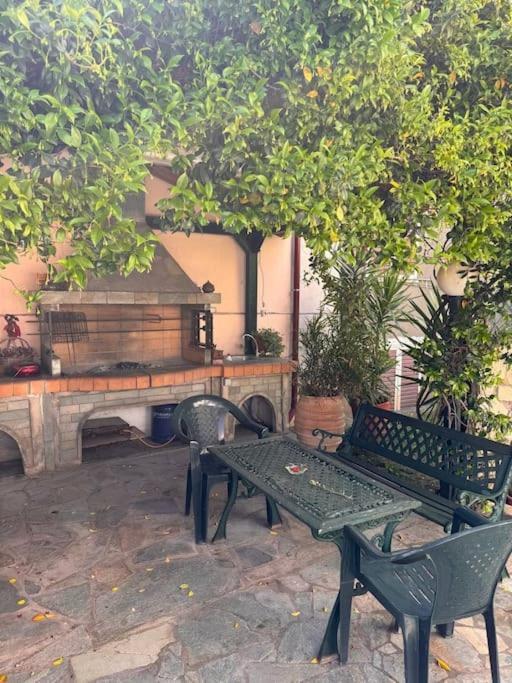 Family Woodland Oasis Vipgreece Appartement Kírinthos Buitenkant foto